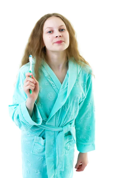 Una bambina si spazzola i denti.Isolata su sfondo bianco . — Foto Stock