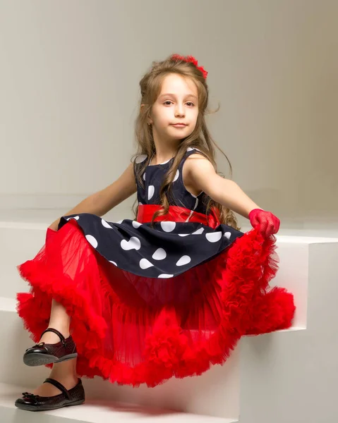 Charming Stylish Girl in Retro Clothes Posing in Studio — Φωτογραφία Αρχείου