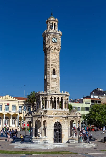 Izmir Turquie Juin Célèbre Place Konak Juin 2013 Izmir Turquie — Photo