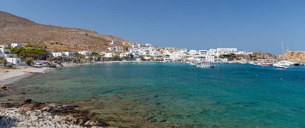 Karavostasis Köyü Folegandros Adasının Limanı Kiklad Yunanistan — Stok fotoğraf