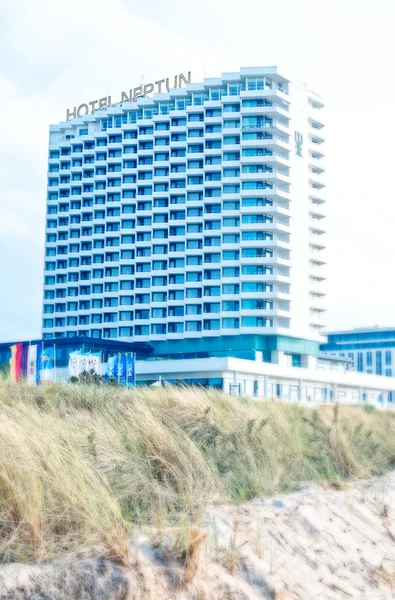 Hotel Neptun Warnemuende Background Beach Sunshine — Stock Photo, Image