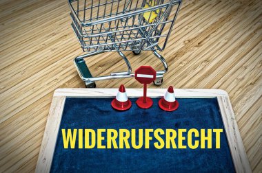 İptal hakkı İngilizce Almanca Widerrufsrecht ile alışveriş sepeti ve kara tahta