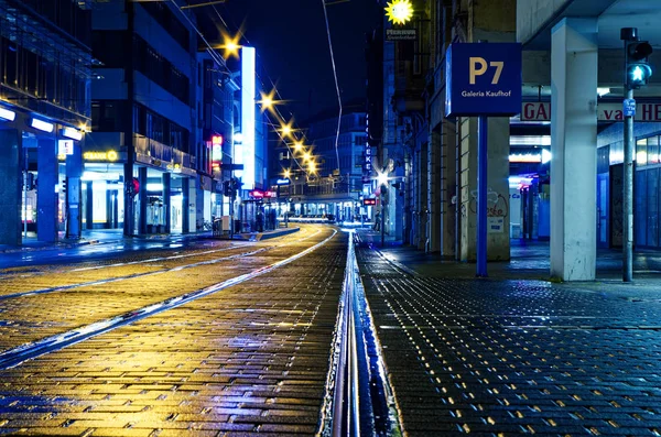 Gece Şehir Saarbruecken Saarland Almanya Avrupa Meşgul Sokak Ile 2016 — Stok fotoğraf