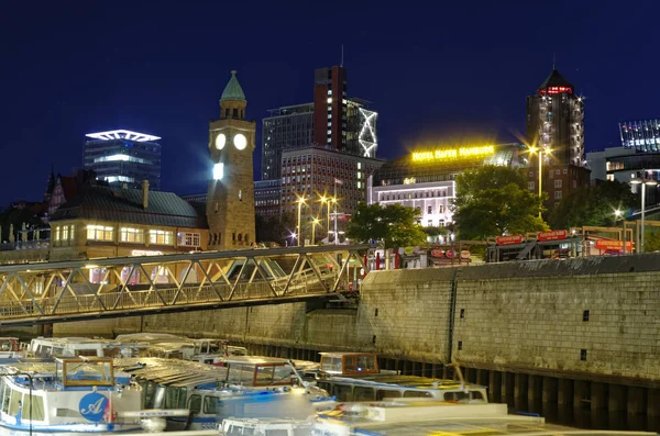 Hamburgo Puerto Embarcaderos Noche Alemania Europa Fotografiado 2016 — Foto de Stock