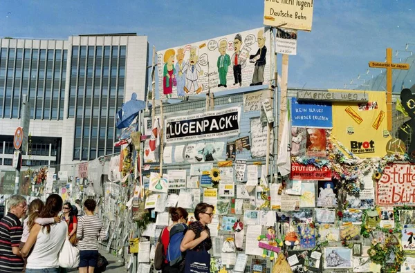 Stuttgart Campamento Protesta Con Estación Principal Stuttgart Obra Construcción Alemania — Foto de Stock