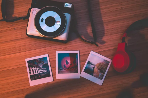 Old Retro Cameras Wood Photographed — Stock Photo, Image