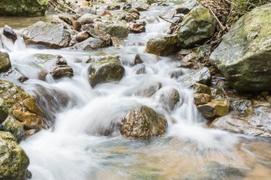 Nakhon Nayok ili Sarika şelale.