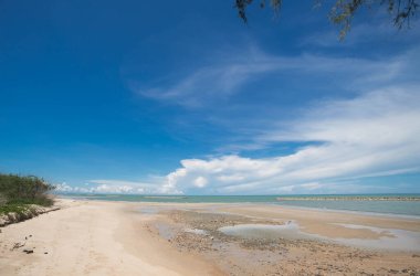 Chao Samran Plajı 'ndaki plaj.