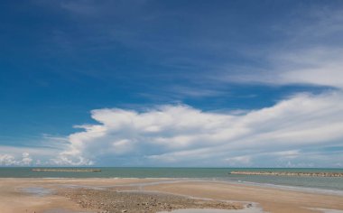 Chao Samran Plajı 'ndaki plaj.