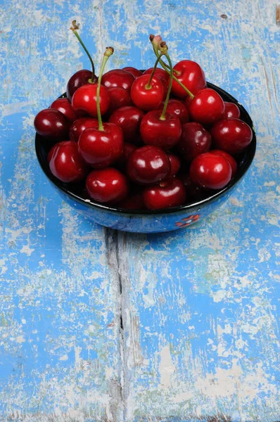 Ripe Sweet Cherry Plate View — Stock Photo, Image