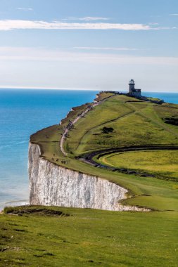 Eastbourne, Doğu Sussex, İngiltere yakınlarındaki tebeşir kayalıkları ile Beachy Head