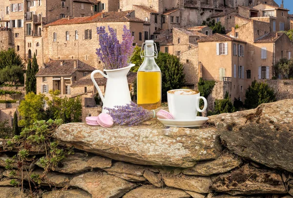 Levandule Zátiší Šálkem Kávy Proti Vesnice Gordes Provence Francie — Stock fotografie