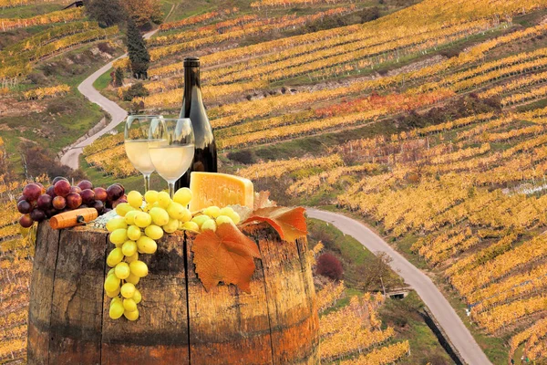 Vino Blanco Con Barril Famoso Viñedo Wachau Spitz Austria — Foto de Stock