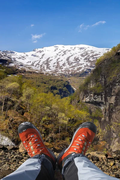 Botas Caminhada Contra Fiordes Noruega — Fotografia de Stock