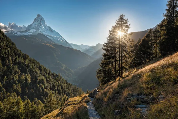 Famoso Pico Matterhorn Contra Pôr Sol Área Zermatt Suíça — Fotografia de Stock