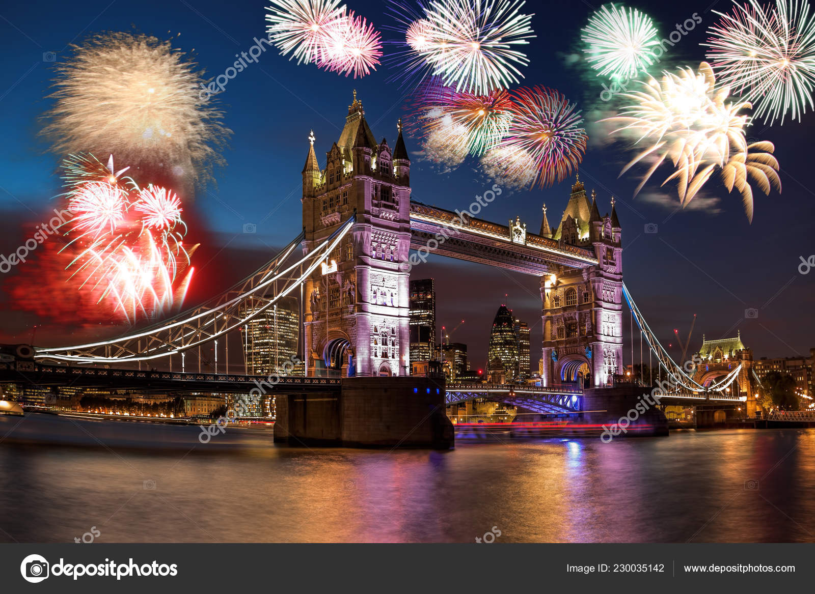 Tower Bridge Avec Feu D'artifice Londres Angleterre Célébration