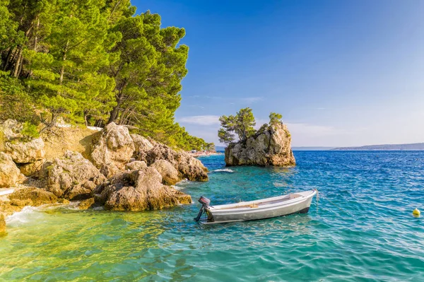 Famosa Spiaggia Punta Rata Con Piccola Isola Brela Dalmazia Croazia — Foto Stock