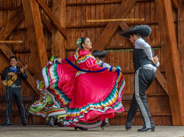 Romania Timisoara Julio 2018 Bailarines México Trajes Tradicionales Presentes Festival — Foto de Stock