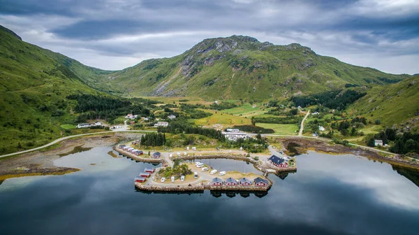 Panorama Krajiny Norsku Pohled Fjord Skály Útesu Horské Jezero Kamenné — Stock fotografie