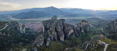 Meteora, Kuzey Yunanistan'ın bahar 2018 manastırda