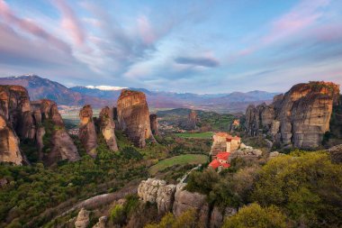 Meteora, Kuzey Yunanistan'ın bahar 2018 manastırda
