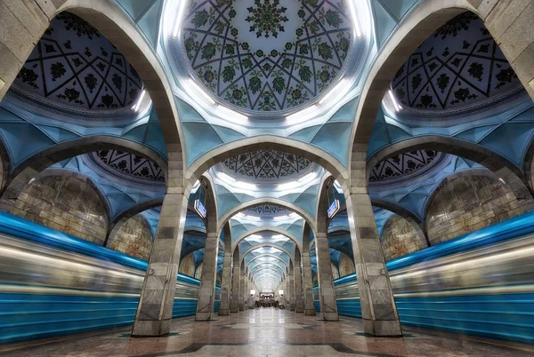 Arquitectura Simétrica Estación Metro Tashkent Central Uzbekistán —  Fotos de Stock