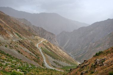 Khaburabot Pass Pamir karayolu üzerinde crossing, Tacikistan Ağustos hdr içinde alınan 2018 yılında alınan