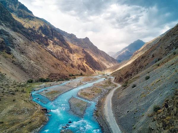 Διέλευση Khaburabot Pass Στον Αυτοκινητόδρομο Pamir Λαμβάνονται Στο Τατζικιστάν Αυγούστου — Φωτογραφία Αρχείου