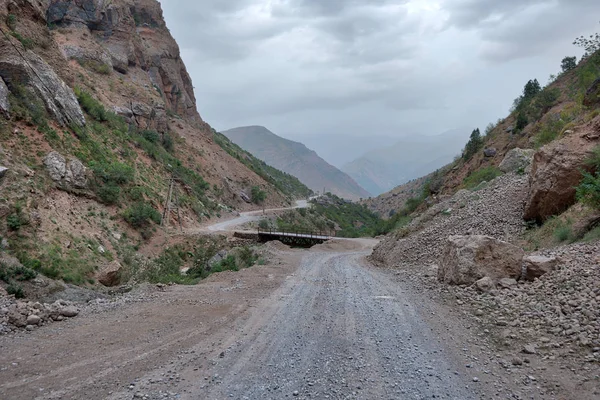 Cruzando Paso Khaburabot Autopista Pamir Tomada Tayikistán Agosto 2018 Tomada — Foto de Stock