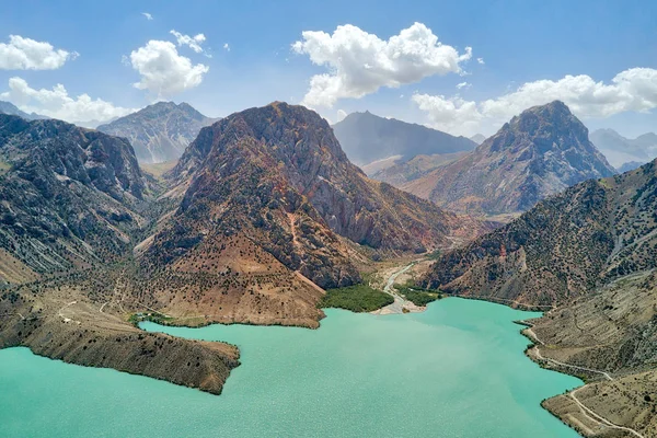 Iskanderkul Fann dağlarda, Tacikistan Ağustos hdr içinde alınan 2018 yılında alınan