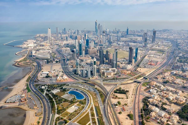 Kuwait Tower Stadssilhuetten Glödande Nattetid Tagit Kuwait December 2018 Hdr — Stockfoto