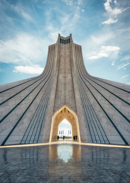 Tahran, İran, Ocak hdr içinde alınan 2019 yılında çekilen'ın Azadi Kulesi