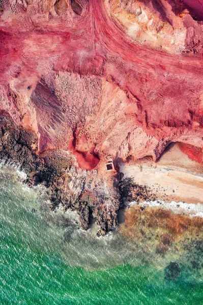 Hormuz ostrov v Hormuzském rovný, jižním Íránu v leden — Stock fotografie