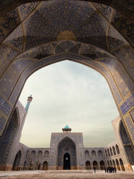 Moskee van de Sjah in Naqsh-e Jahan Square in Isfahan, Iran, genomen in J — Stockfoto