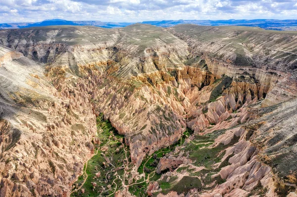 Kapadokya Türkiye'de, 2019 Nisan ayında alınan\r\n' hdr alınan
