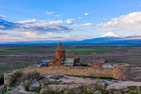 Το μοναστήρι Khor Virab στην Αρμενία, που λήφθηκε τον Απρίλιο του 2019 \ r\n ' έλαβε i — Φωτογραφία Αρχείου