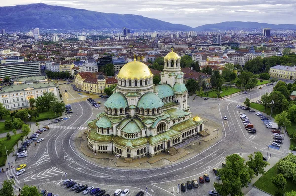 Bulgaristan 'ın Sofya kentindeki Alexander Nevsky Katedrali, Mayıs 2019' da çekildi