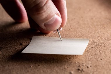 Soyut mantar pano doku zemin kağıt kartı için. Metin mesajı veya tasarım Web sitesi eklemek için boş Not. Etiket Not