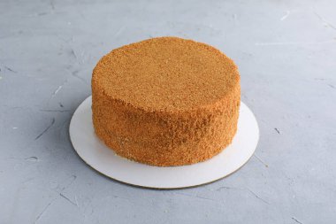 Kek bal keki gri arkaplan şekerleme teslimatıyla kesilmez.