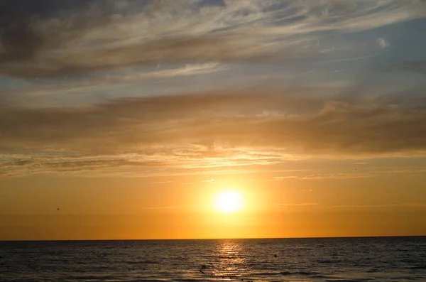 Puesta Sol Sobre Mar — Foto de Stock