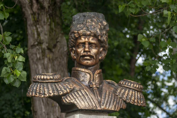 Anapa, Rússia - 5 de maio de 2019: Monumento ao Ataman Alexey Danilovich Beskrovny em Anapa, Rússia — Fotografia de Stock