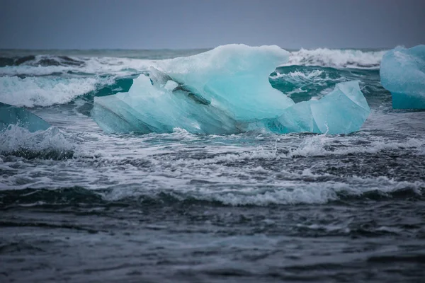 Айсберги Ледниковой Лагуне Йокульсарлон Исландия — стоковое фото