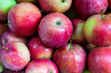 Olgun elma yemek doku yukarıda görüntülemek