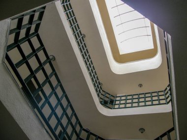 Mimari hiçbir insan düşük açı inşa görünümü yapısı merdiven korkuluk desen kapalı adımlar gün iletişim metin 