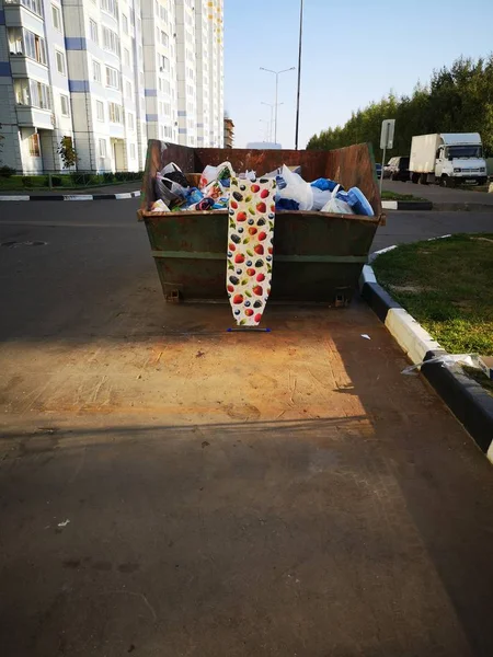 Mimari dış gün doğa hiçbir açık havada şehir konteyner yiyecek ve içecek güneş ışığı gökyüzü insanlar bina yapısı 