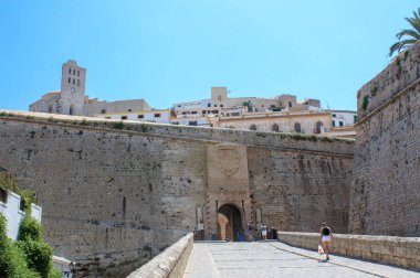 Eivissa kale girişine