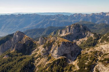 Sabahları renkli dağlar