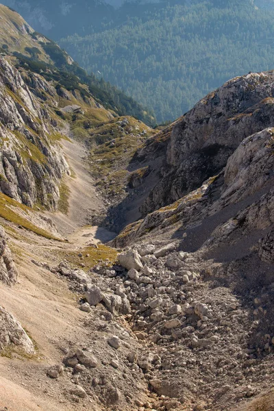 Bergdal Hieronder Mielj Vrh — Stockfoto