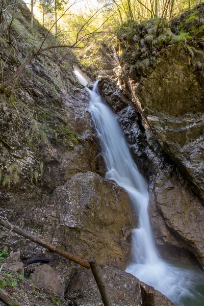 Primeira Cachoeira Bonita Cânion Inferno Borovnica — Fotografia de Stock