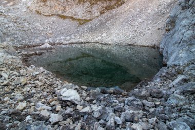 küçük siyah lake Triglav Vadisi